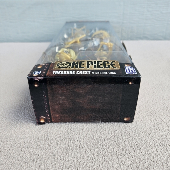 Netflix One Piece Gold Treasure Chest Minifigure 5 Pack PhatMojo Action Figure - Picture 6 of 11